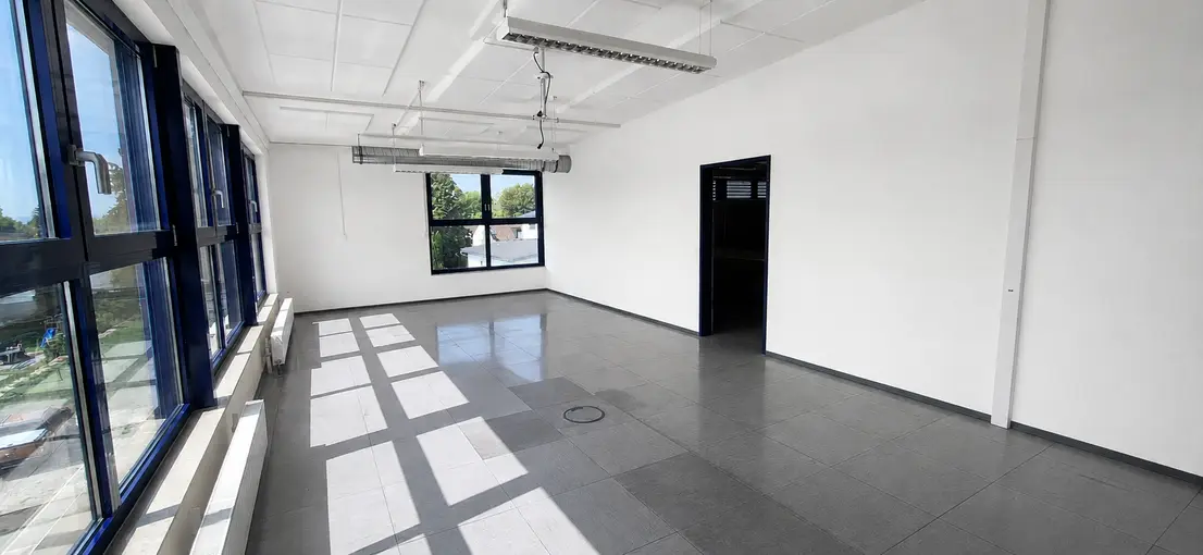 Bürokopfbau innen